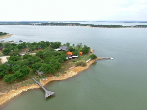 Kokomo Lakehouse w/ Private Dock on Hubbard Creek